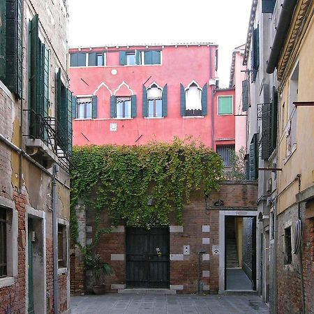 Ca' Centopietre Venezia Esterno foto