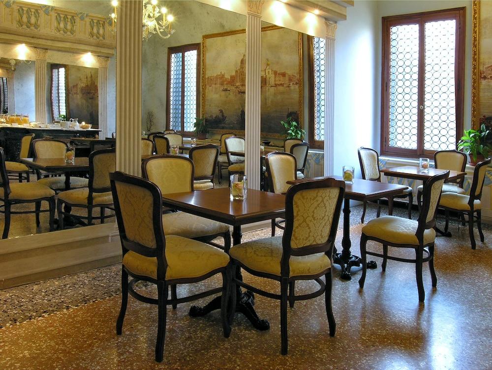 Ca' Centopietre Venezia Esterno foto