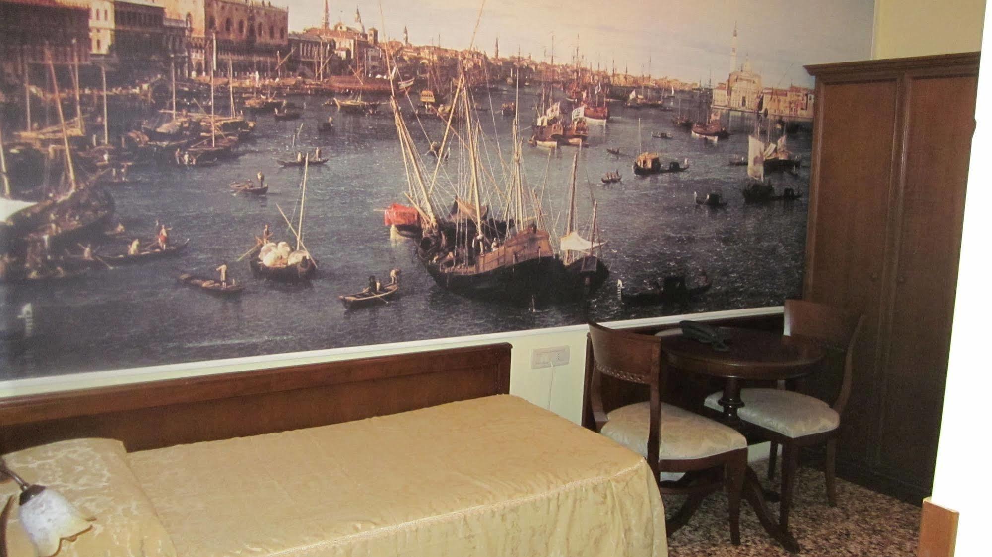 Ca' Centopietre Venezia Esterno foto