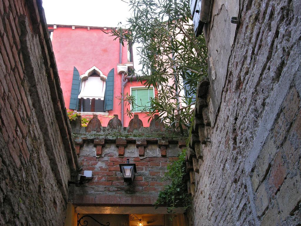 Ca' Centopietre Venezia Esterno foto